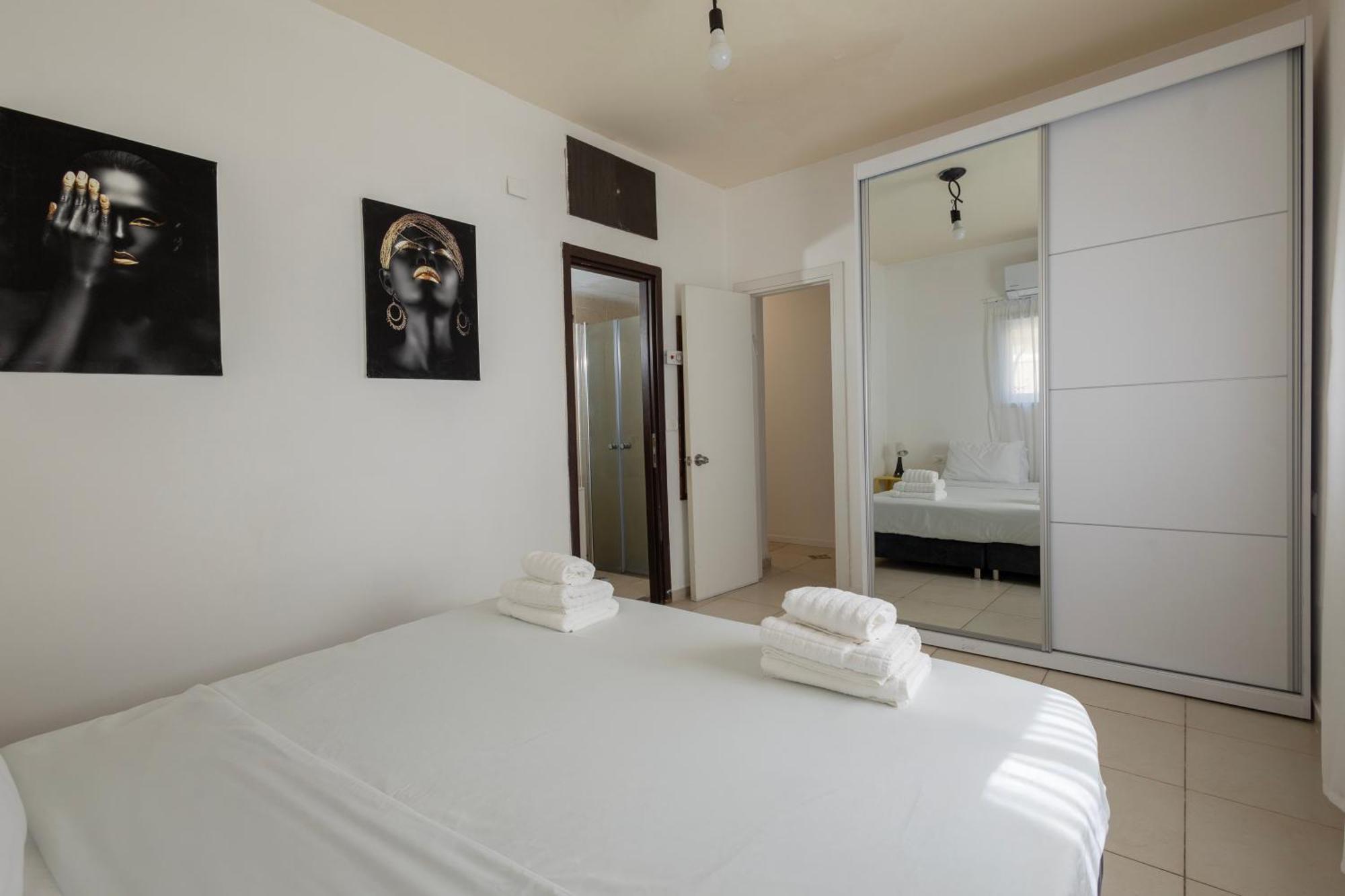 Appartement Tlv Port Perfect 1bd With A Shelter